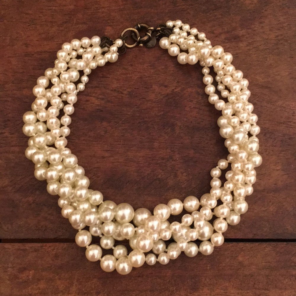 SOLD! NWOT J.Crew Pearl Statement Necklace - Picture 1 of 4